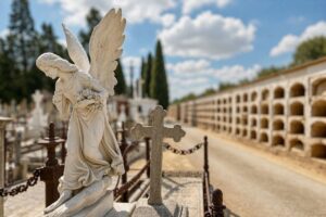 Cementerio Municipal de Losanglis (Losanglis)
